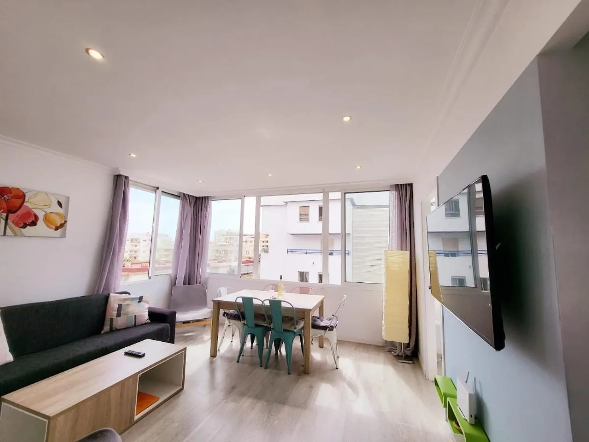 Stylish 3 Bedroom Penthouse In Marbella Centre With Large Pool Close To The Beach